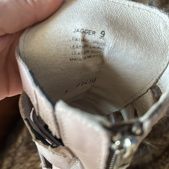 Freebird by Steven Jagger in blush - 9 - Picture 7 of 9